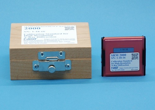 SRM 2000 高分辨率 X 射線(xiàn)衍射標(biāo)準(zhǔn)品